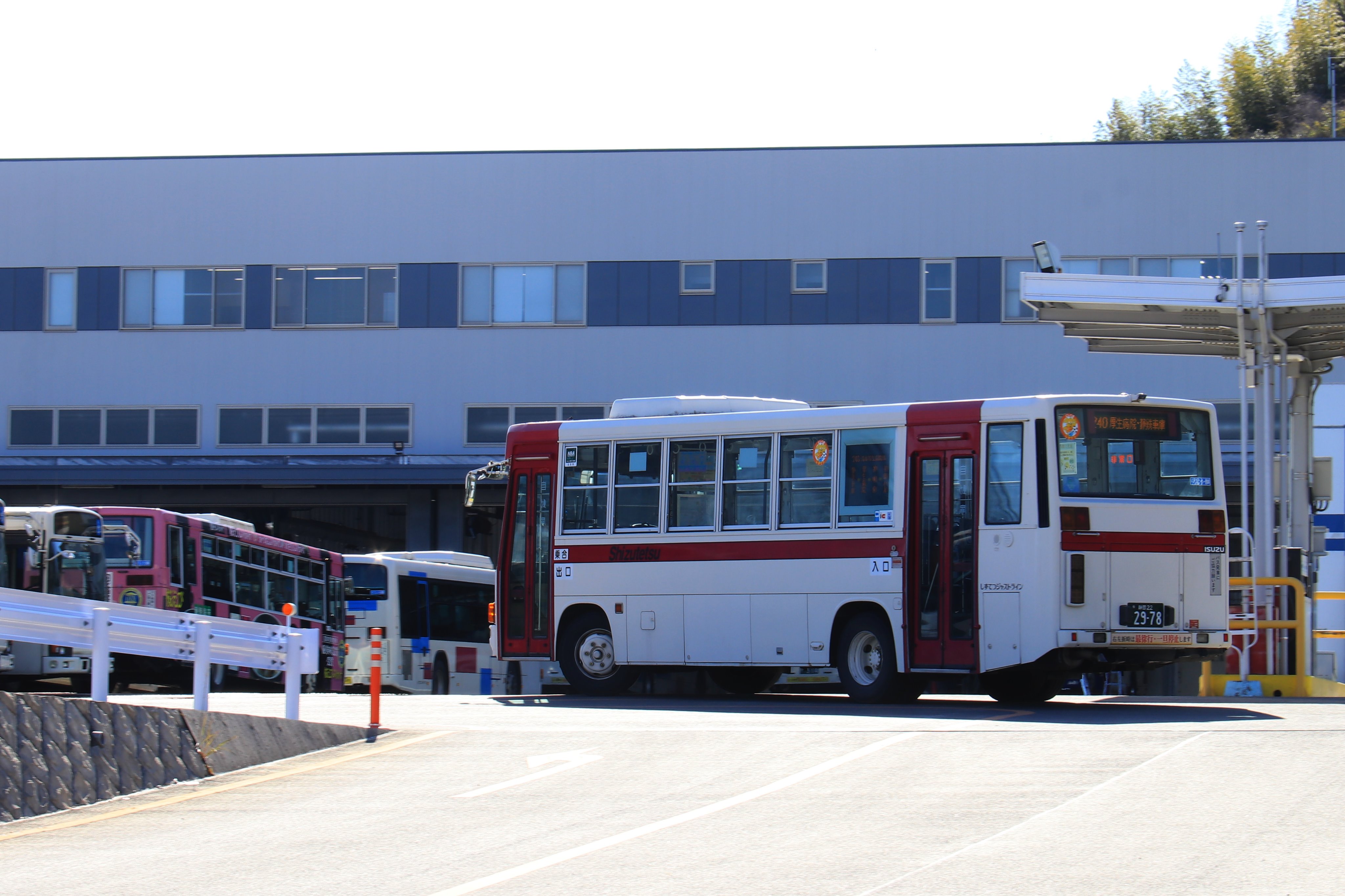 いーじーです zxi_iron_4.png