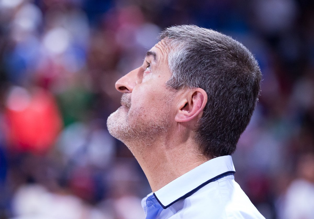 Be_BasketFr's tweet image. 29 des 32 coachs des équipes en tête de N1, N2 et N3 ont adressé un courrier à Jean-Pierre Siutat
👉 "Nous proposons les solutions suivantes pour nos divisions, en cas d’interruption de la saison" ⤵ 
➡️ bebasket.fr/championnat-nm… 
📸 G. Poumarede