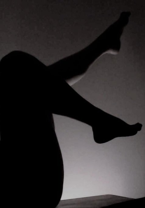 ready to wrap these around you #hotmilf #sluttymom https://t.co/CnAyYKGDMU<a href="/tag/hotmilf"class="tags">#hotmilf</a><a href="/tag/sluttymom"class="tags">#sluttymom</a>