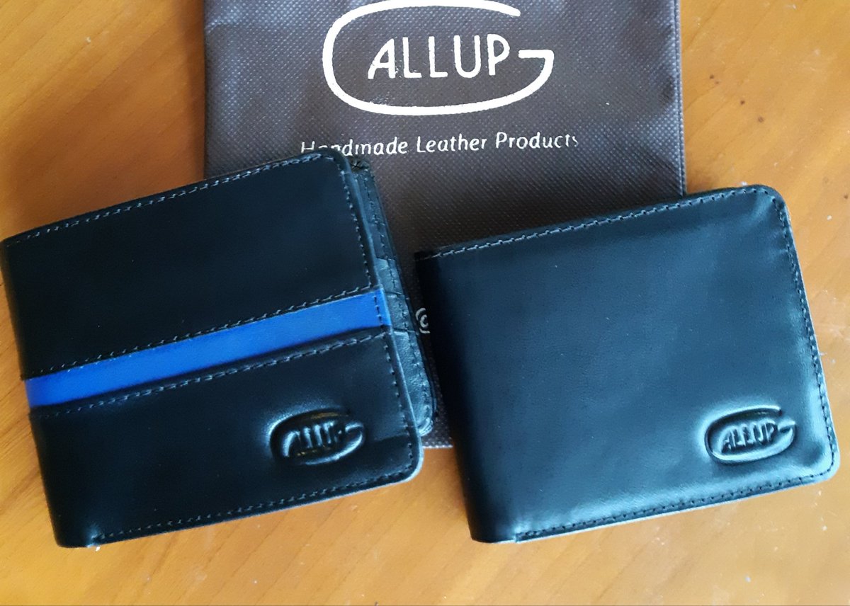 GallupLeather's tweet photo. Our wallets that were designed to carry the #WindsorPolice badge are now $10 off!! Thank you for all you do every day for #YQG 👏

Send us a message for more info 🚓 https://t.co/K3uR9yBs09