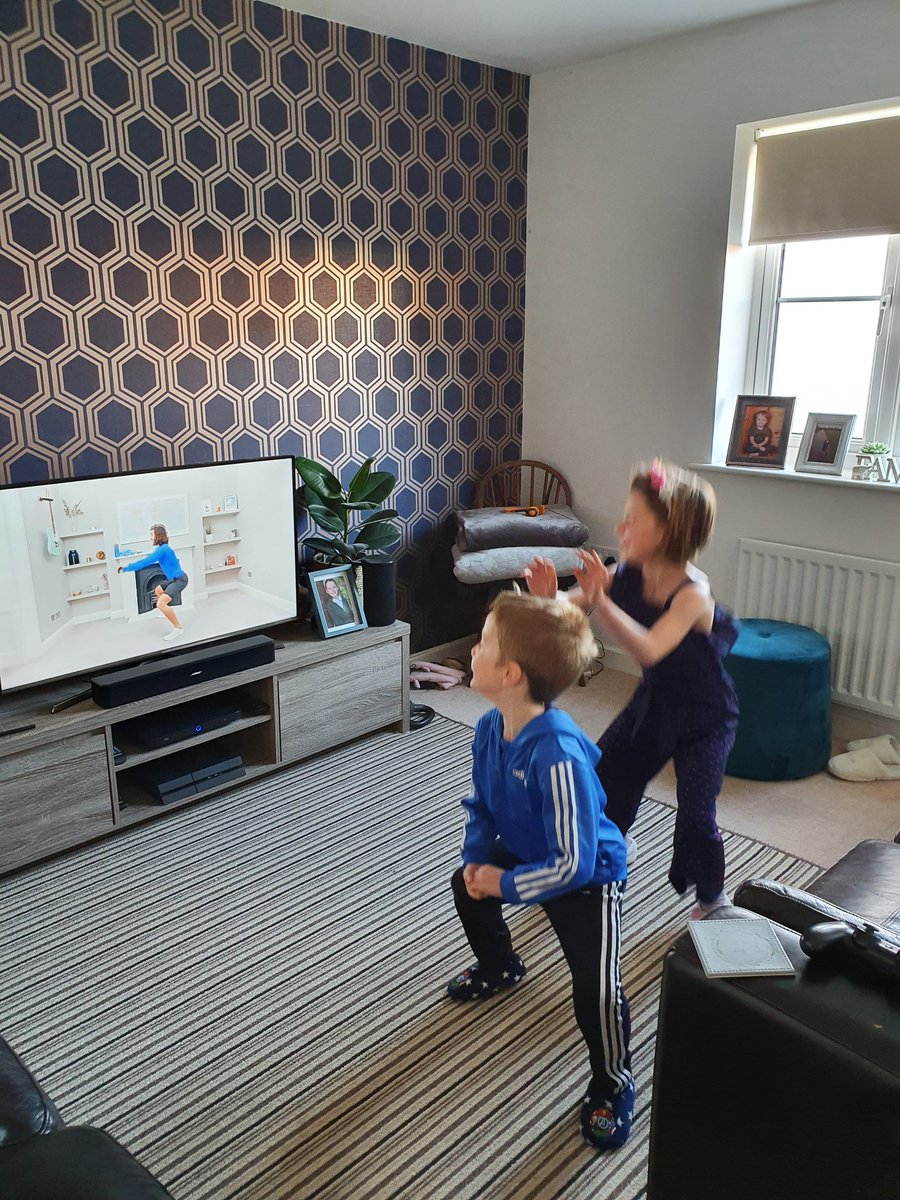 stacej28's tweet photo. @thebodycoach Olivia and Harry Coles from @primaryferndale  are up and doing their daily workout https://t.co/V7EDcw5De2