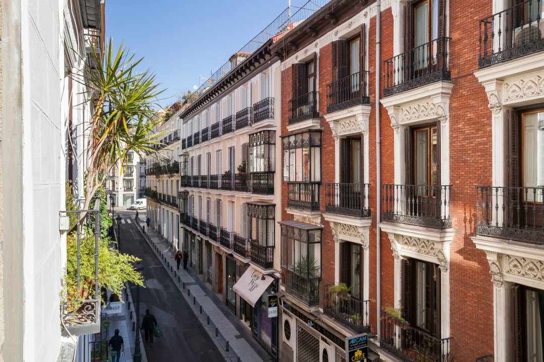¿Conoce la madrileña calle del Barquillo? ¿Sabría decirnos a que hace referencia su nombre? #Madrid #Engelvoelkers #Inmobiliaria