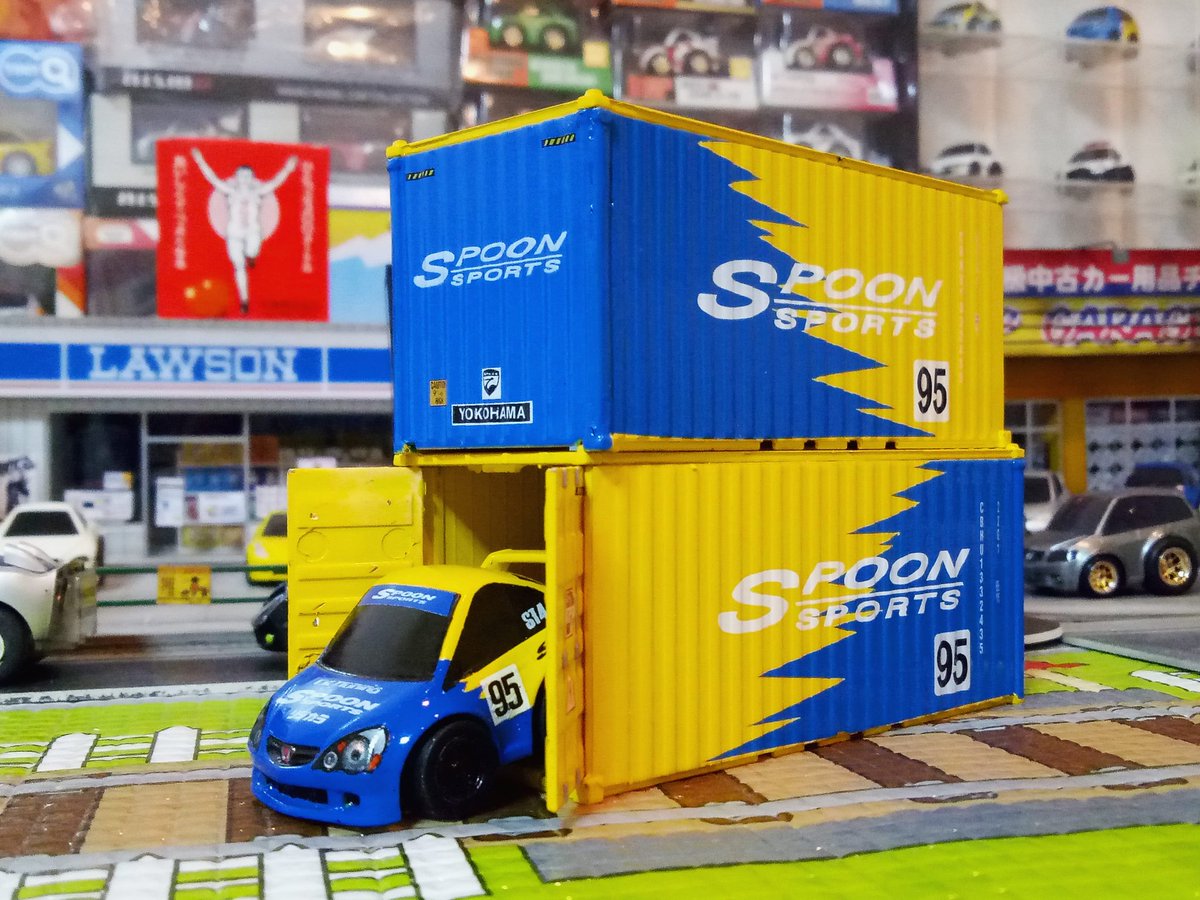 Palmmy_cm's tweet photo. กักตัวกับของเล่นวนๆไป 💛
#HomeRacingShop #ChoroQ #Mini #Racing #Toys #JDM #Honda #Intrega #DC5 #TypeR #K20A #iVTEC #Spoon #SpoonSport #TypeOne #SuperTaikyu #SW388 #Yokohama https://t.co/H5p8uB8DBl