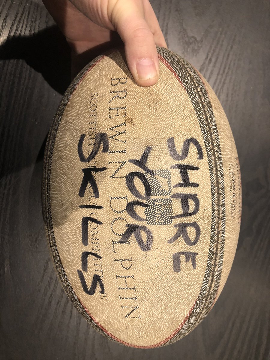 KilmarnockRFC's tweet photo. I have left some of my old rugby ball outside the club today for anybody to come a take home and practice there skill from the links below. #KillieRugby
https://t.co/4ouozcG80A https://t.co/XpFsOINn9j https://t.co/G3oxxQPILZ