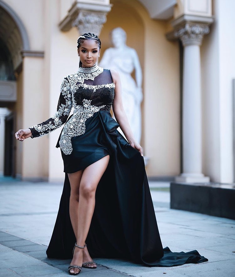 RageFashionSA's tweet photo. It’s been just over a week since the DStv Mzansi Viewers’ Choice Awards and we still cannot get over how drop dead gorgeous our fav celebs looked. Who do you think stole the show?

#RageSA #RageLoves #DSTV #MVCA https://t.co/KqxhN6HTf6