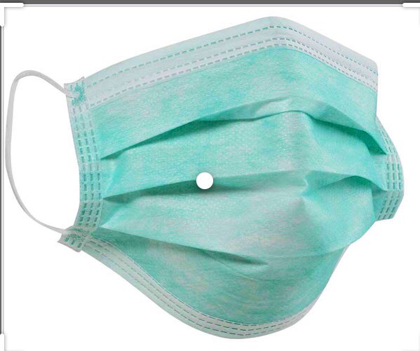 Fishworm's tweet photo. @iyerabilash @hasnatrbm @SanyalSayantika @Vishj05 Green one Normal Mask.... White one N95 masks given to medical personnels. Now you know https://t.co/hdjvGDbV3m