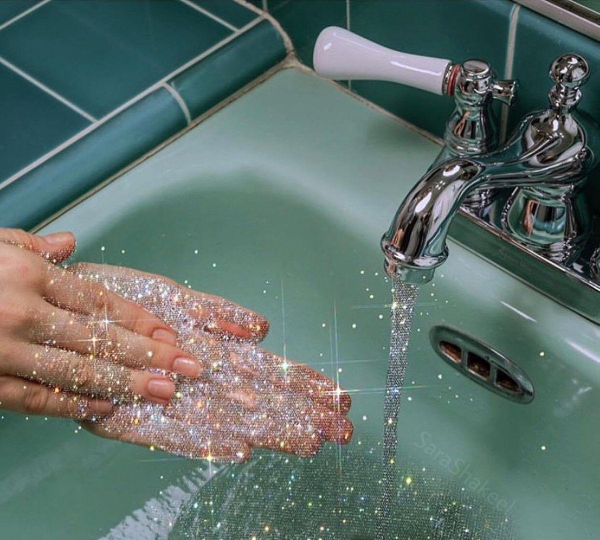 Keep your hands sparkly clean! We hope you’re all safe, healthy and keeping well during these tough times. We’re still here staying in touch, until it’s safe for you to start ducking in again! 🐣💕 How are you keeping busy at home? Leave your tips &amp; suggestions below 👇🏽