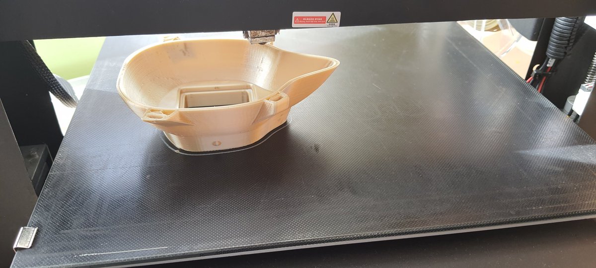 3d yazıcılarımız ile sağlık çalışanlarımız için maske yapımına başladık.
Gerektiğinde her yazıcı bir fabrika gibi kullanılarak ara malzemeleri üretebiliriz. <a href="/ziyaselcuk/">Ziya Selçuk</a> @ismailyapicier <a href="/mebailesi2023/">MEB Ailesi</a> <a href="/3BoyutluDestek/">3BoyutluDestek - GÖNÜLLÜ VE ÜCRETSİZ</a>