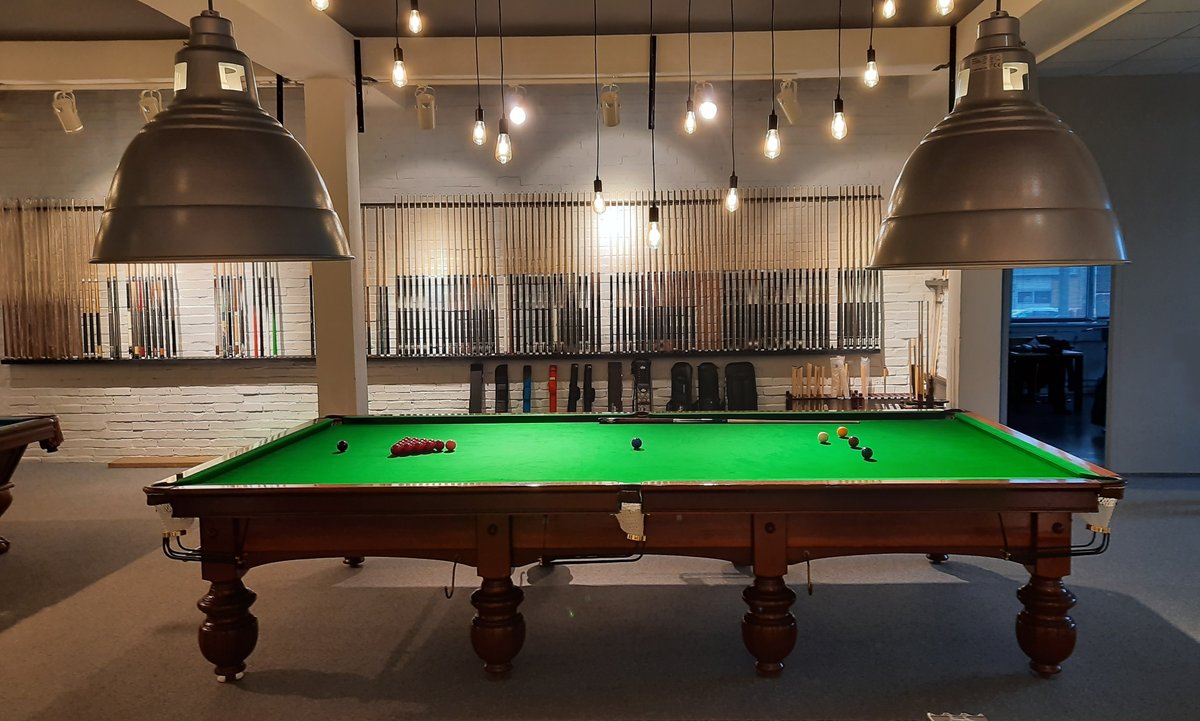 Leider wird unser Ladengeschäft noch eine Weile geschlossen haben. Aber telefonisch sind wir erreichbar und ONLINE sowieso! Wenn ihr Zeit habt, schaut in unserem Webshop vorbei📲 Wir wünschen euch das Beste👍 Euer McBillard-Team #billard #COVID19deutschland  #billard19 #StayHome