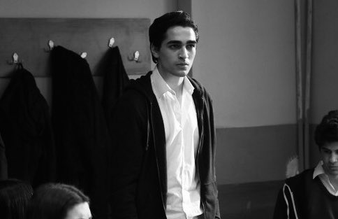 Öğretmen.. Yeni bölüm Çarşamba🖤 <a href="/ogretmenfoxdizi/">Öğretmen</a>