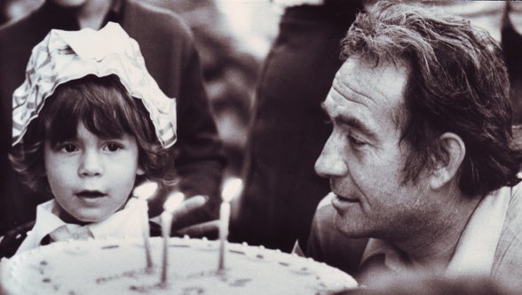 GimboTognazzi's tweet photo. Tanti Auguri Papà - oggi sarebbero stati 98 ...ma sono sicuro che tu avresti continuato a sentirti dentro “il bambino Straordinario” che sei sempre stato, e che ancora ci accompagna in tutto quello che facciamo. Tvb ♥️ G. https://t.co/estdMYjmEs