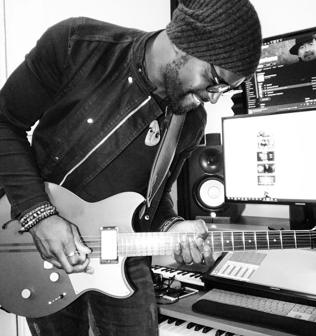 Yamaha Music UK (@yamahauk) on Twitter photo .<a href="/KevinDavyWhite/">Kevin Davy White</a> with his #Yamaha #Revstar RS820.
Repost: @kevindavywhite āJammināā .<a href="/KevinDavyWhite/">Kevin Davy White</a> with his #Yamaha #Revstar RS820.
Repost: @kevindavywhite āJammināā