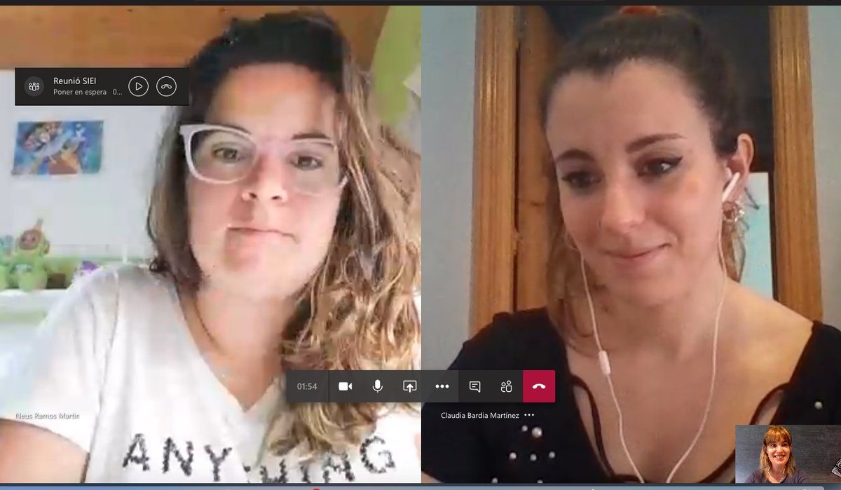 MeritxellNieto's tweet photo. Reunió de l'equip del #SIEI per planificar els suports als alumnes NESE i les seves famílies. Seguim treballant en l'atenció a la diversitat de @LaSalleLaSeu #LaSalleACasa #SerProfessora https://t.co/v2097LnwkX