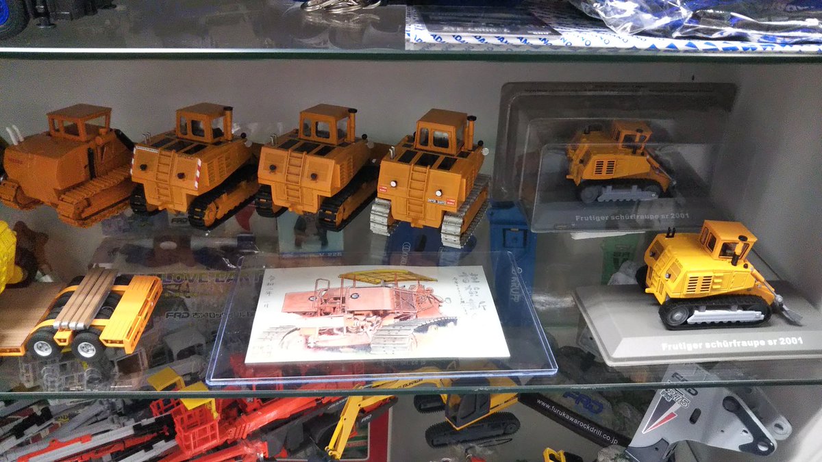 建機ミニチュアNZG 50/1 スケールモデル　スクレープドーザ (メンク) 建機ミニチュアNZG 50/1 スケールモデル スクレープドーザ (メンク