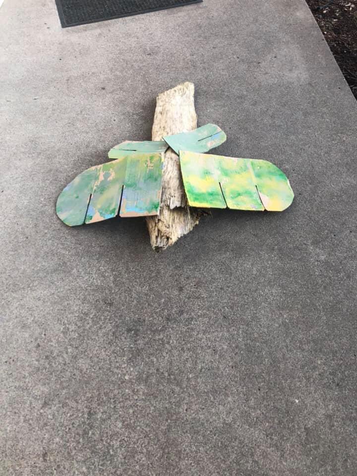 michderue's tweet image. #WonderChallenge
#BASFBuildABug
A dragonfly by Lilah.