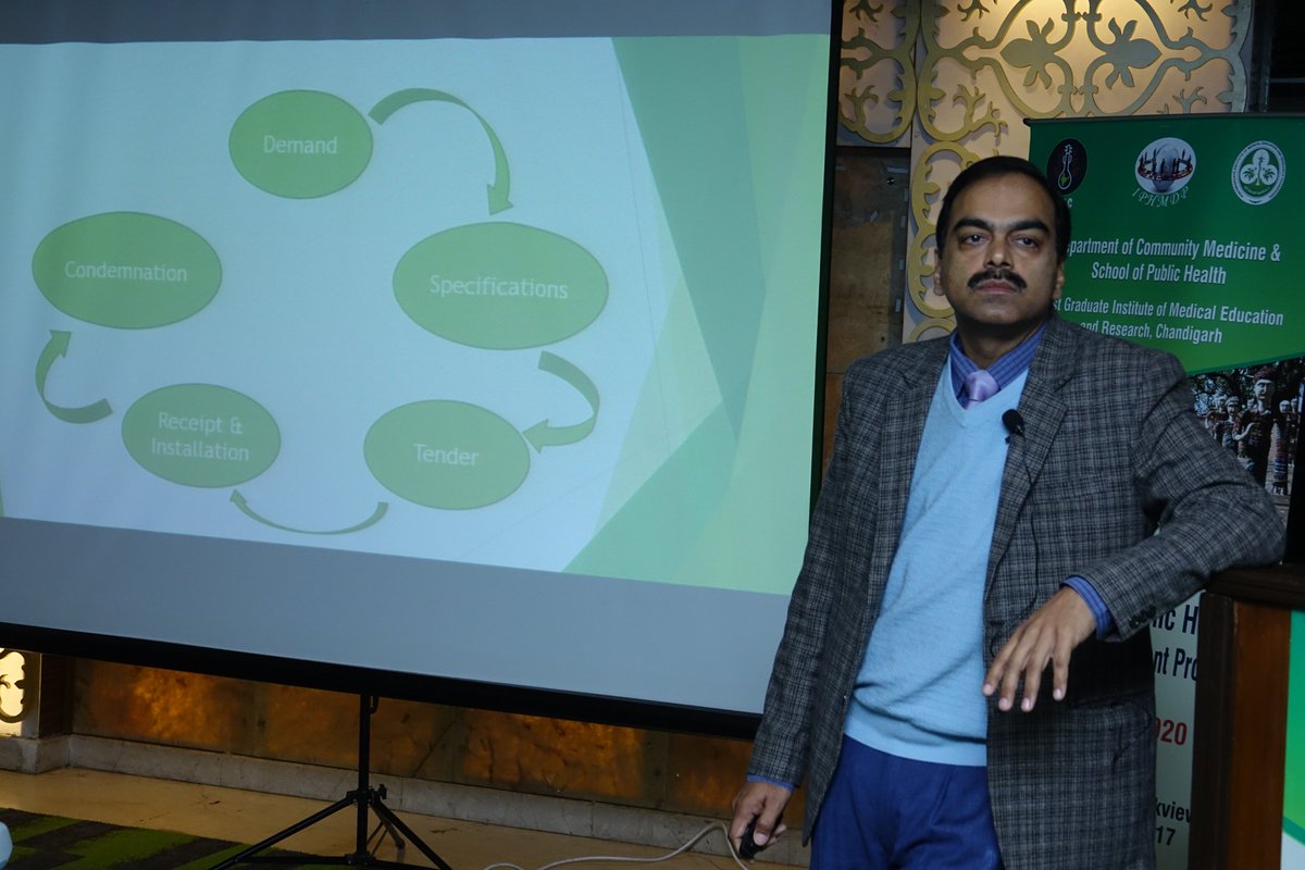 iphmdp's tweet image. Dr Pankaj Arora, Associate Professor, PGIMER, briefed the participants on #materialplanning and forecasting including purchase procedures with participants during 10-day  #7IPHMDP.
#ITECNetwork #PHPM  #IPHMDP #PGIMER 
@ITECnetwork  @MEAIndia