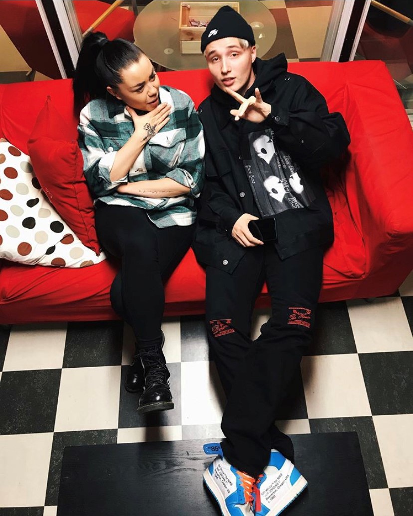 NRJfi's tweet photo. Ensivaikutelma toisesta ihmisestä muodostuu 7 ekan sekunnin aikana ⏱ Se on todella lyhyt aika! Tänään Lovezonessa klo 20-21 uusintana jakso missä aiheesta jutellaan @IsacElliot kanssa 🙌 #nrjfi #lovezone https://t.co/NrxNsBaEc5