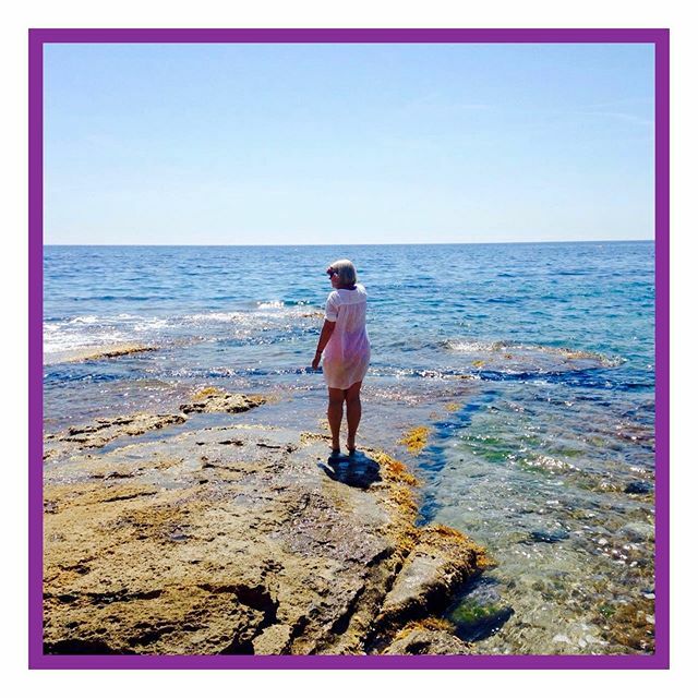 GrowingPains_Co's tweet photo. It was Mother’s Day in the UK yesterday and we wanted to celebrate all mothers ✨ Being a mum is hard, but so rewarding and full of love - as we discovered when interviewing mothers for our play, ‘LOVE, MUM(S)’. So let’s raise a glass to all the mothe… https://t.co/vh4Smvewjz https://t.co/KW4SwXuTAk
