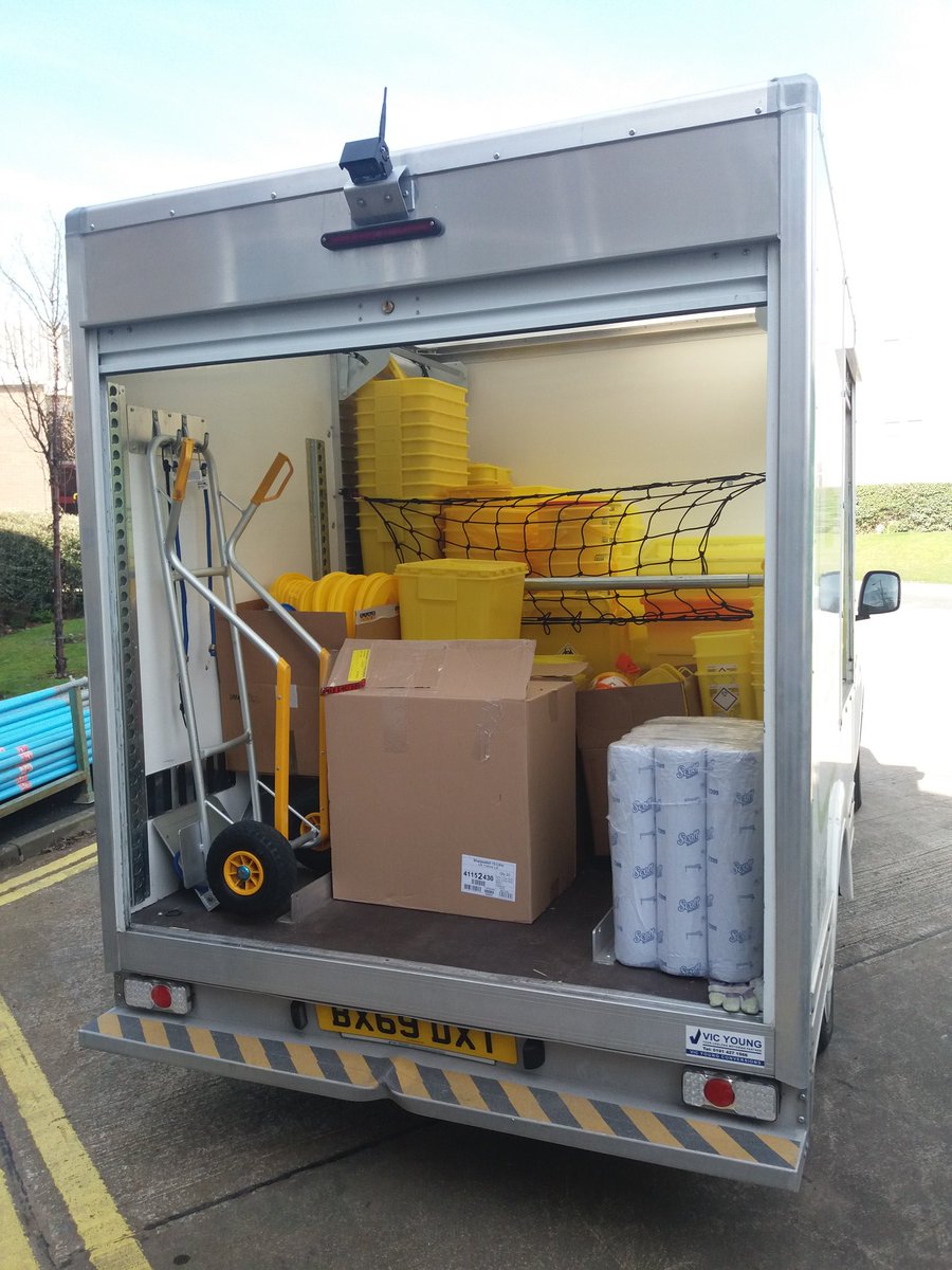Duxie_Em's tweet photo. Just sent off another van load of medical supplies from @ChemistryatYork donated by us &amp; other departments here at @UniOfYork #TechniciansMakeItHappen #TechniciansKeepItHappening https://t.co/kxH5nh8llj