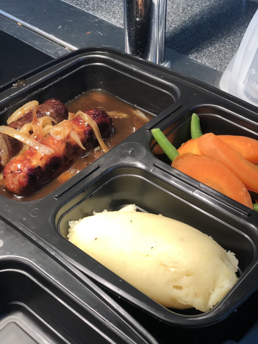 StSwithunsFood's tweet photo. Today we are open &amp; supporting our pupils whose parents are key workers. Cupcakes for break &amp; St Swithuns sizzlers, mash, veg &amp; fresh fruit for lunch. Adhering to social distancing all meals are pre packed &amp; safely delivered. #keyworkers #COVIDー19 https://t.co/Nt6eAsrT7g