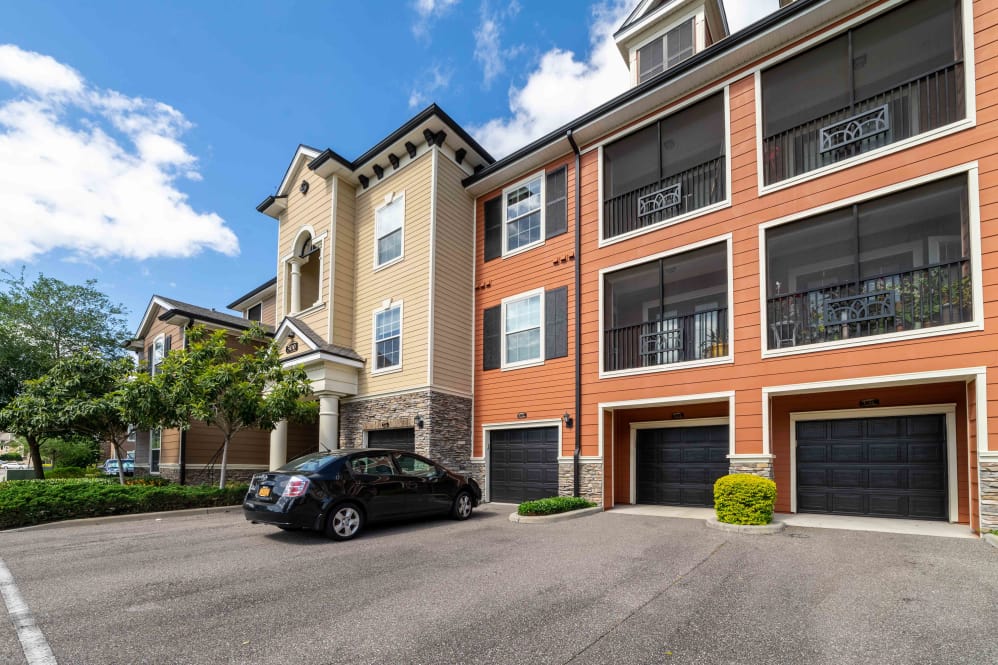 aritewayfl's tweet image. Time to give your multifamily property a fresh coat? We're experts at exterior paints and renovations. Let us make your property look like new again! #painting #apartmentrenovation #apartmentpainting #multifamilycontractor #contractor #exteriorpainting #multifamilyrenovation