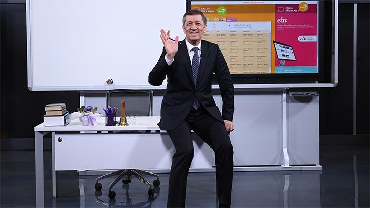 #ZiyaSelcukİyikiVarsın 
Güçlü eğitim, İyi bir gelecek İçin 
<a href="/ziyaselcuk/">Ziya Selçuk</a>
 İyiki varsın.