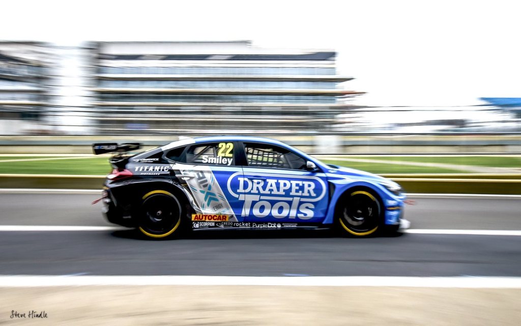 With the first 3 races postponed, the <a href="/BTCC/">BTCC</a> media day had a distinctly downbeat vibe, but COVID-19 didn't stop the cars and drivers putting on a show. <a href="/SteveHindle/">Steve Hindle</a> reports #covid19 #SMTop20 skiddmark.com/2020/03/behind…