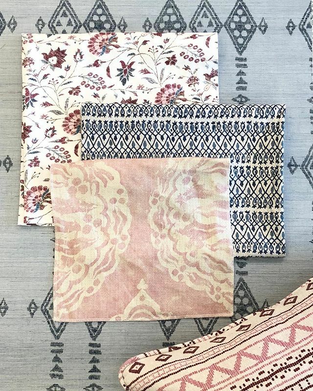 jamesshowroom's tweet photo. We are still scheming ...for brighter days ahead🌸💙🌸 https://t.co/43VTPGt86k https://t.co/UJKsiJW8Tn
