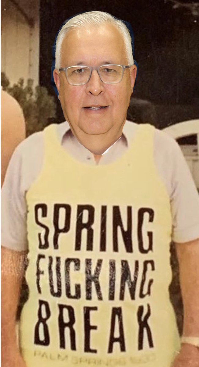 BehindNation's tweet image. Jaunita from da Moose’s women’s auxiliary snag’d pics uh coach KyleSmithPitterPatterPeters&amp;amp;Mike Money Carp&amp;amp;Mikey Da Goatee Burris down at CoCo beach posing in da cardboard cut out by RonJon’s on spring break’r!She also seen clear as glass Glash take’n money for da park’n lot too