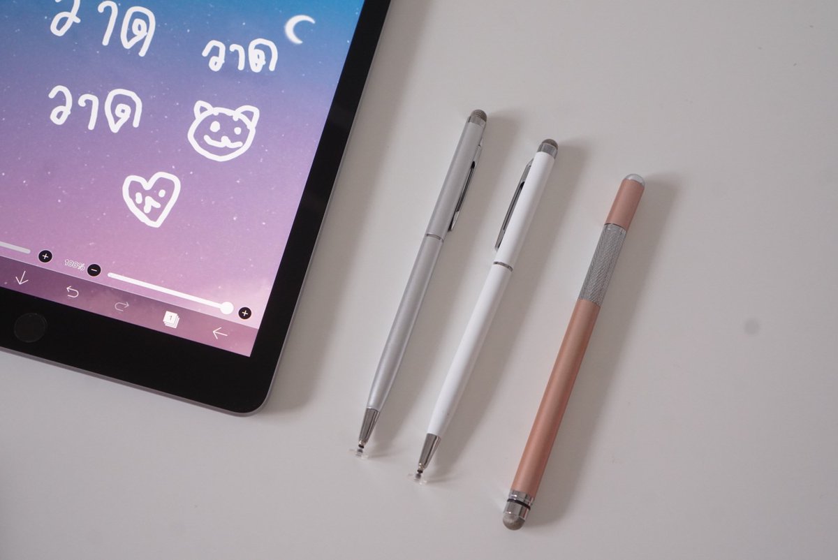 DreamyStory9's tweet image. #พร้อมส่ง Touch Pen
ปากกาหัวสองด้าน : จาน/ไฟเบอร์
มี 3 สี : เงิน/ขาว/โรสโกลด์​
ใช้เขียนได้กับสมาร์ทโฟนทุกรุ่น/ไอแพด
ราคา 190.- ส่ง reg+40/ems+60(+10)
#touchpen #ปากกาไอแพด #ปากกาแอนดรอย์​ #ของมันต้องมี #โทรศัพท์ #แอนดรอย์ #วาดรูป