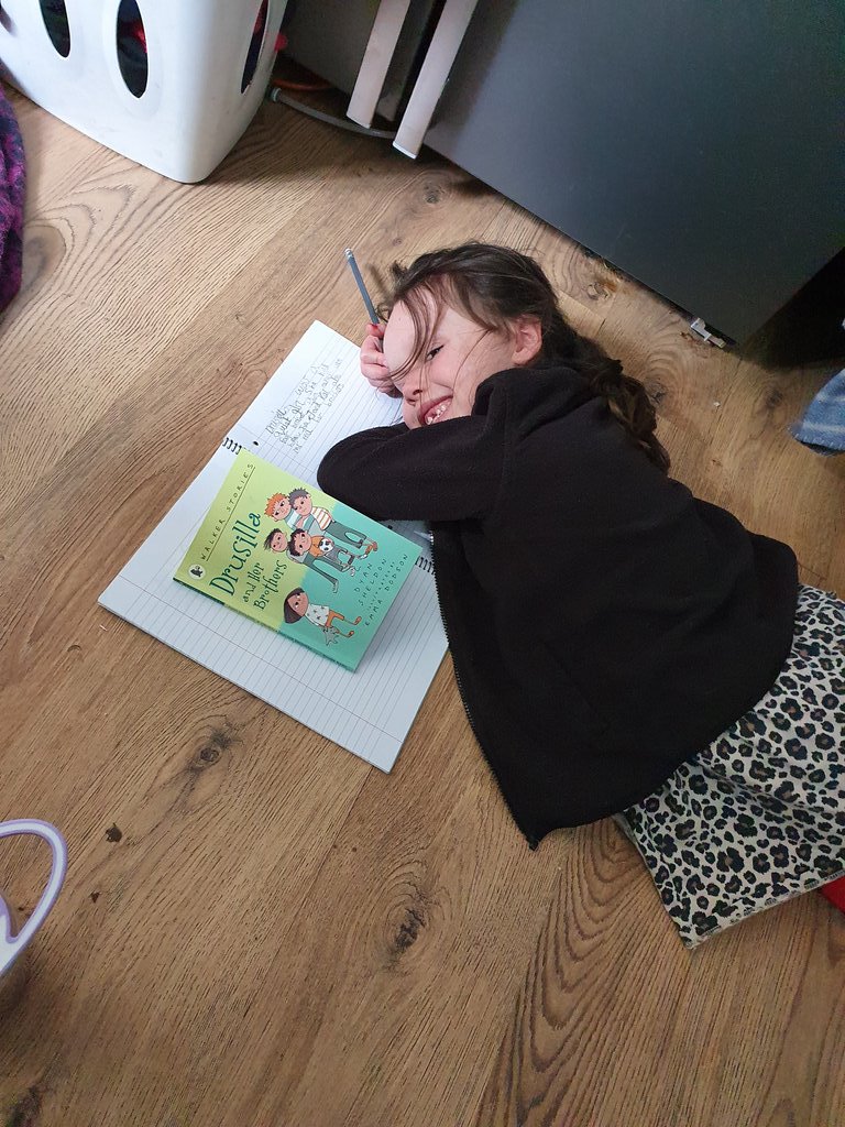 kellylee1984's tweet photo. @StMCadishead home schooling day 1! Evs has read a book and is now writing all about the story! https://t.co/2TROQO0S5A
