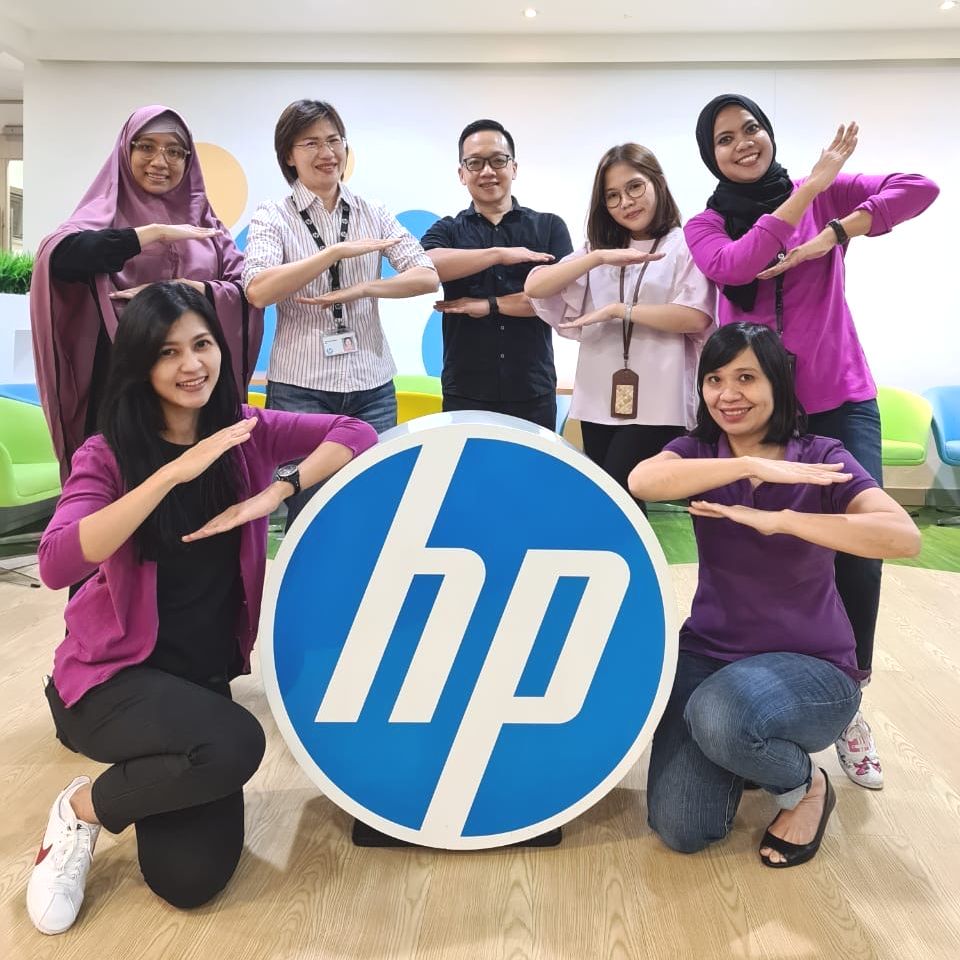 HPCareers's tweet photo. "An equal world is an enabled world. For me, #EachforEqual means acknowledging and embracing the different energies that women and men bring to the workplace and the synergies we can create together." Andre, Indonesia. #IWD2020 #ExploreHP https://t.co/SoqrNx7Q0t https://t.co/6O2THolgcI