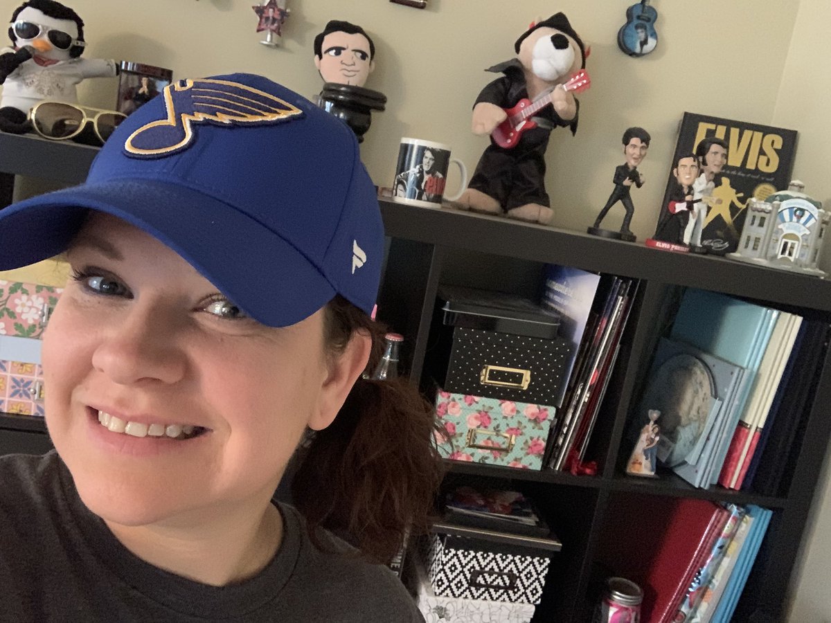 Hat day for <a href="/Mehlville_HS/">Mehlville High School</a> virtual spirit week! Shout out to all my teacher buddies and kiddos as we officially start this journey. Don’t forget to check Google Classroom 😊We got this 💪🏼 #WeAreMehlville #PanthersNotOnTheProwl  #ElvisAtHomeLeiaAtSchool