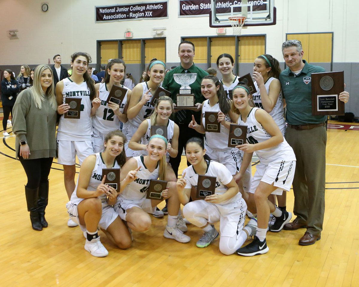 BrianDeakyne's tweet image. Introducing the Top 50 girls basketball teams for 2019-20: nj-ne.ws/JcgOJrc