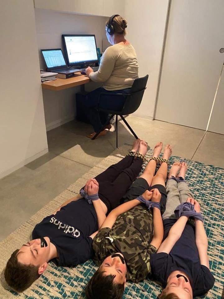 ericbishyika's tweet image. Working from Home Parents be like...

#StayAtHomeSaveLives #COVID19 #homeschooling #CoronaCrisis