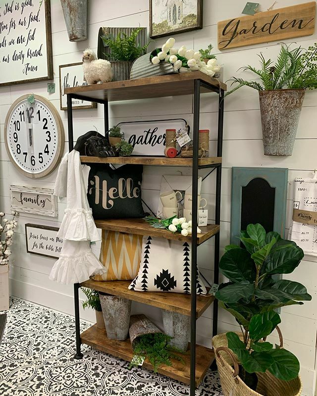 RustandRosesTx's tweet photo. @hastobepretty #vintageshop #vintage #vintagestyle #homedecorabilene #bedroomdecor #vintagestore #retro #homedesign #vintageforsale #vintagestoreabilenetx #makingithappen #sweethome #vintagelove #antique #vintageshopping #shopvintage #antiques #vintagehome #vintagedecor #hom… https://t.co/Ww3A7xPvk4