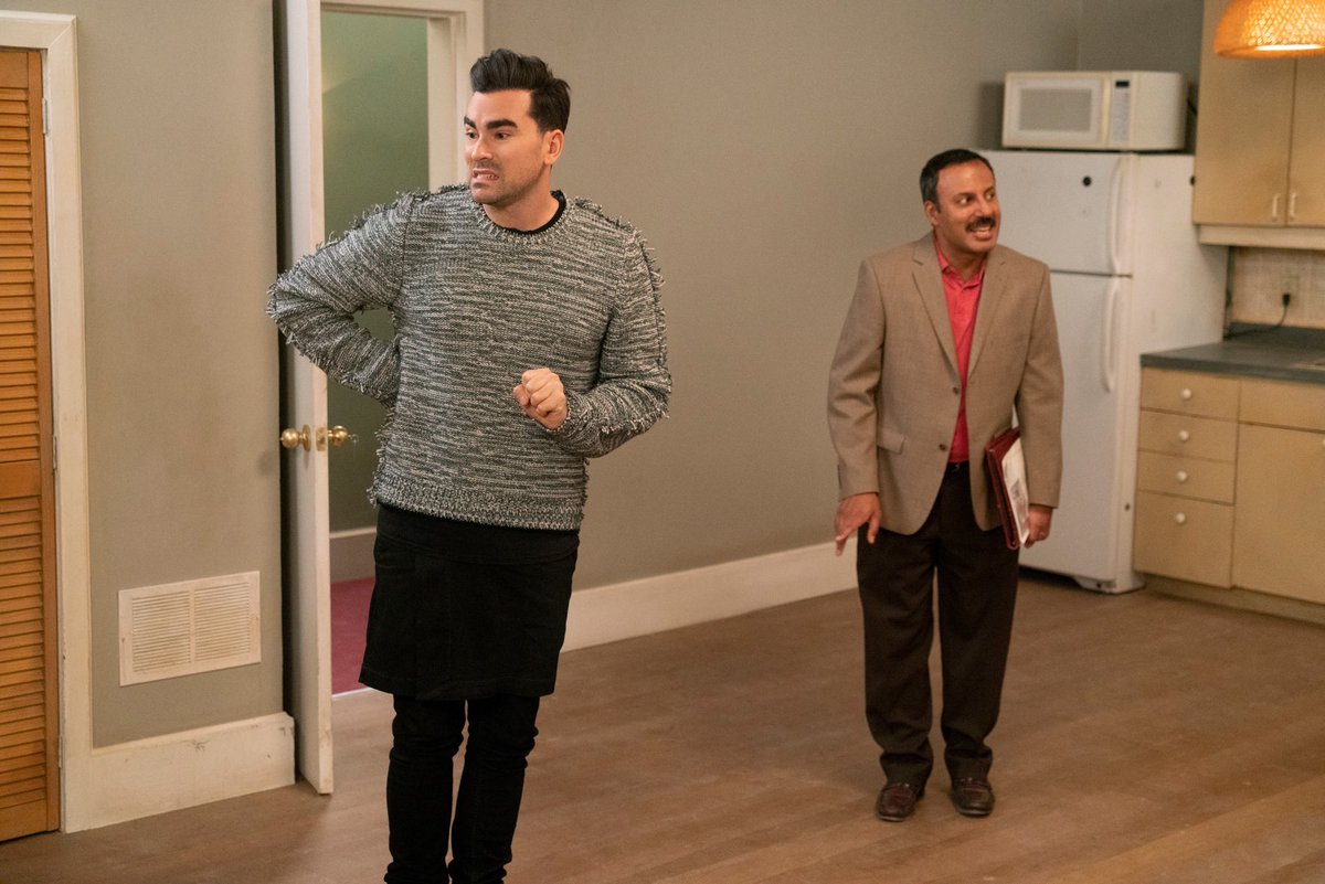 SchittsCreek's tweet image. social distancing examples from David Rose