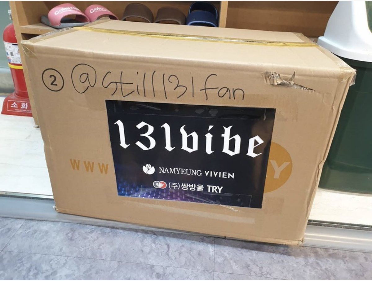 BIYONDHAPPY's tweet photo. 200323 gimpojudo IG update on receiving 500 masks from @still131fan 🥺❤️ (The last 2 pics was taken last year when Hanbin went to the gym for judo~) #HANBIN #김한빈 #비아이 #金韩彬 https://t.co/FFZmapc2zr