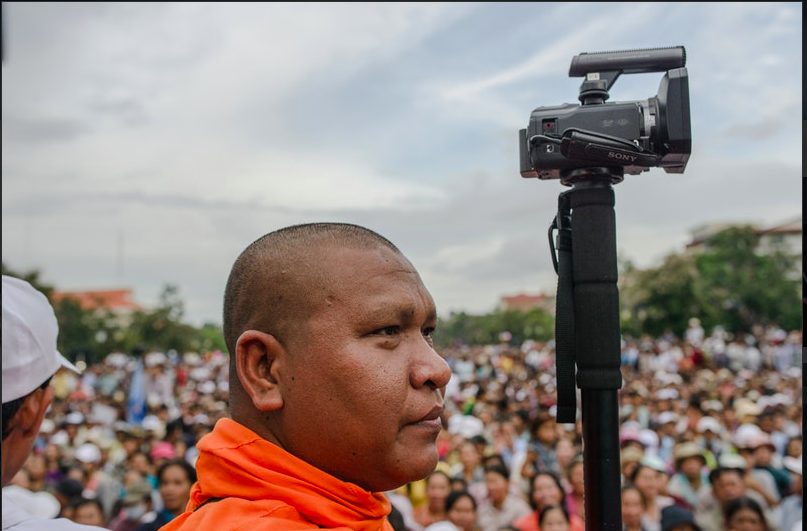 "Extraordinary documentary, really impressive”—<a href="/KermodeMovie/">Mark Kermode</a> 

<a href="/BAFTA/">BAFTA</a>-nominated A CAMBODIAN SPRING is an intimate portrait of three people caught up in the chaotic &amp; aggressive sweep of forced evictions &amp; land grabbing in the name of “economic progress”.

vimeo.com/ondemand/acamb…