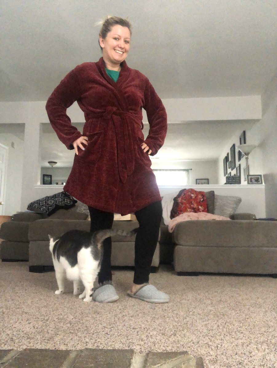 MrsDePrey's tweet photo. #portageathomespiritweek Rocking my pjs today! @PortageMS @FWCommSchools https://t.co/haDd5eqwPy