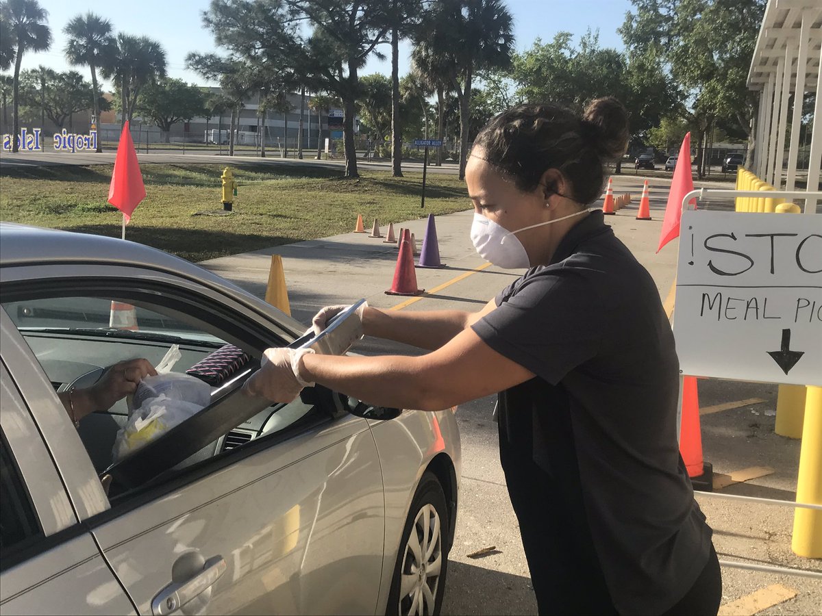 School District of Lee County tweet media