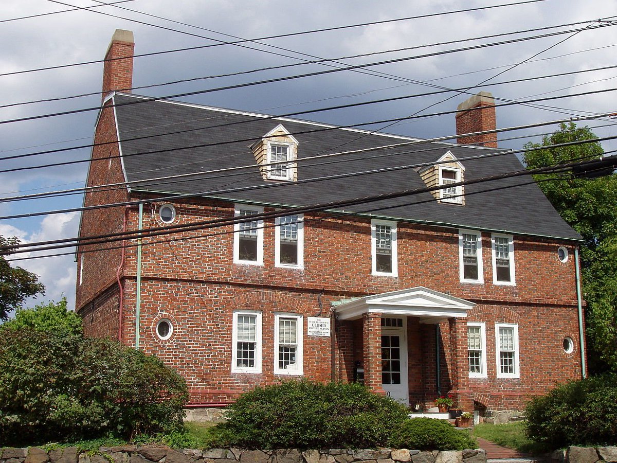 1678! probably the 2nd oldest brick house in the US