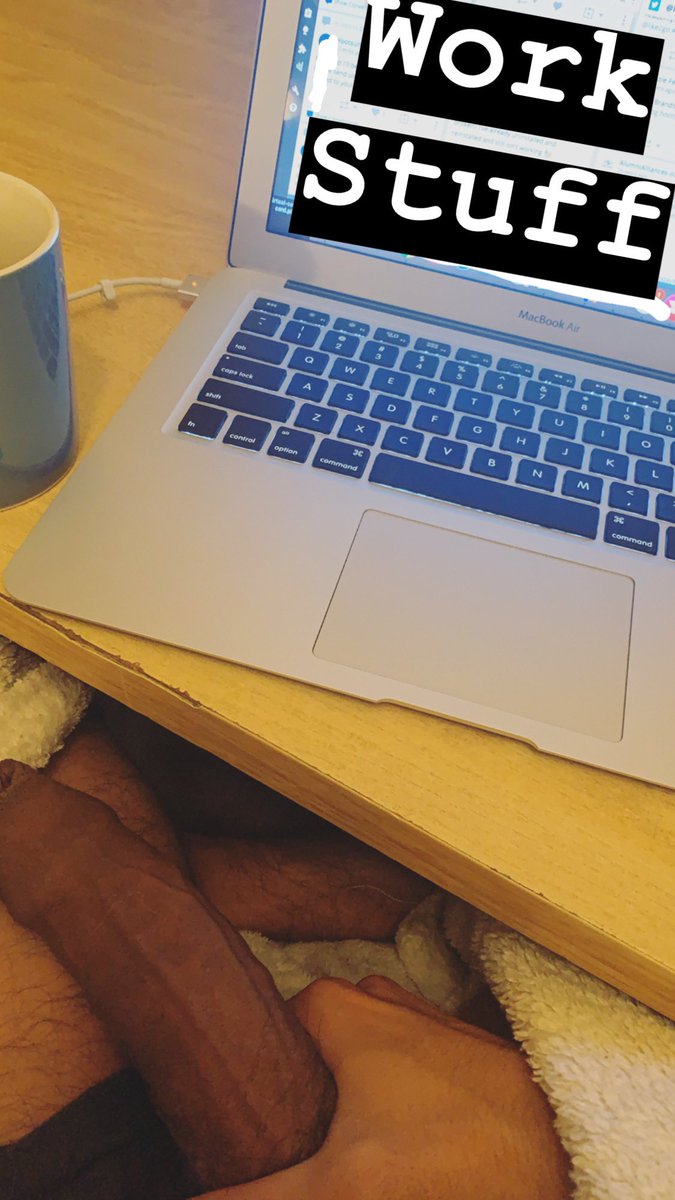 alphabreeder1's tweet image. Are you even #workingfromhome if u don’t have a hand down your own shorts? 

Remember to wash your hands....(and then get down on ur knees) 😈