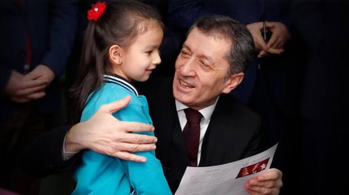 Sayın Bakanım , Ziya Öğretmen

İyiki Varsınız 👏👏👏👏👏

#ZiyaSelcukİyikiVarsın