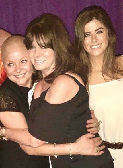 vickimichelle's tweet photo. Happy Birthday Gail, gorgeous lady. Congratulations on your #VerticalRush for Shelter charity. 42 flights of stairs in 12 minutes, wow! You do so much for charity. Have a lovely day @Gailporter @Shelter @CarringtonDean #BeingGailPorter @little_loubas @BBCScotland https://t.co/WtPQRzIuQY