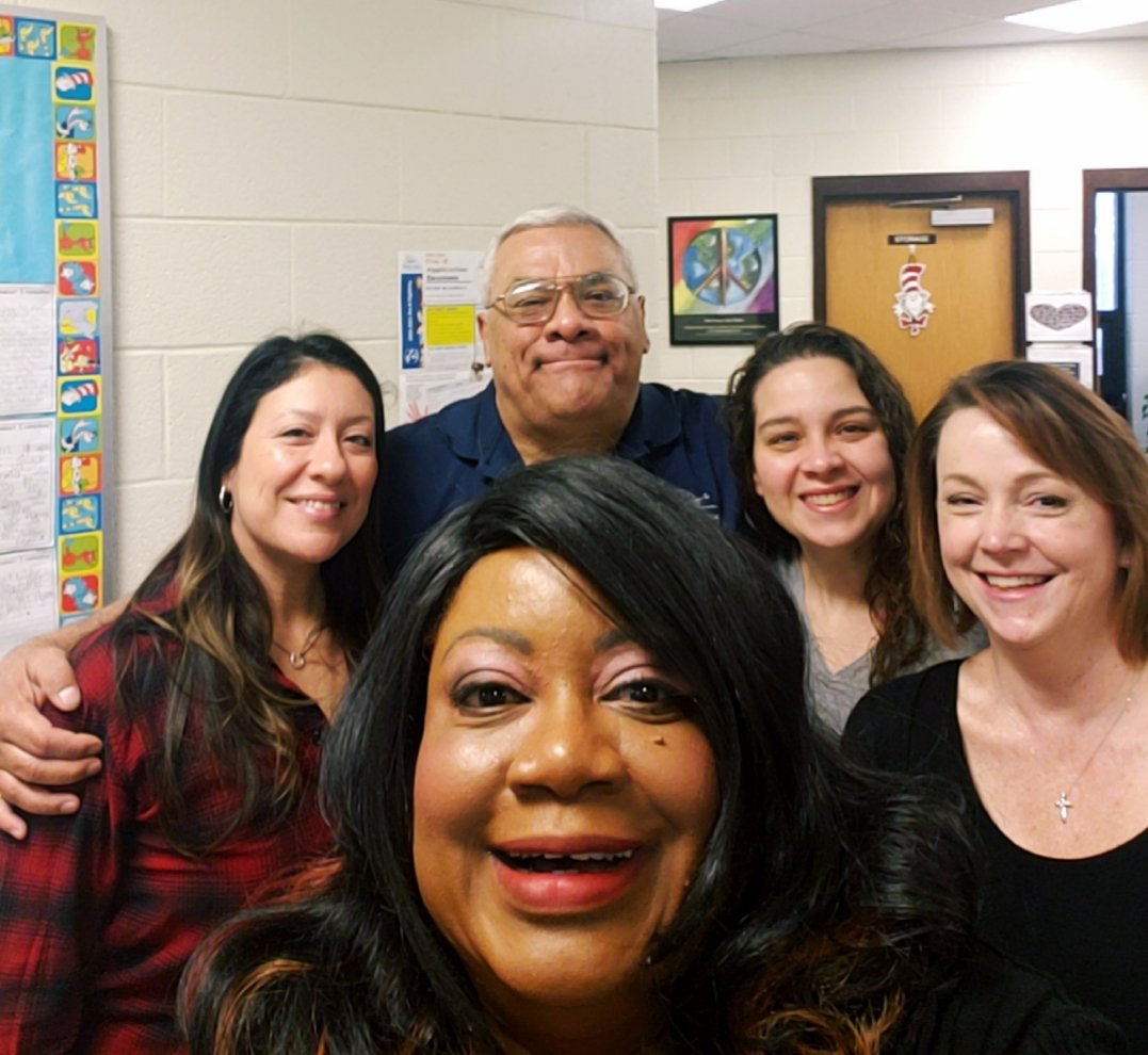 Iris Streeter tweet media