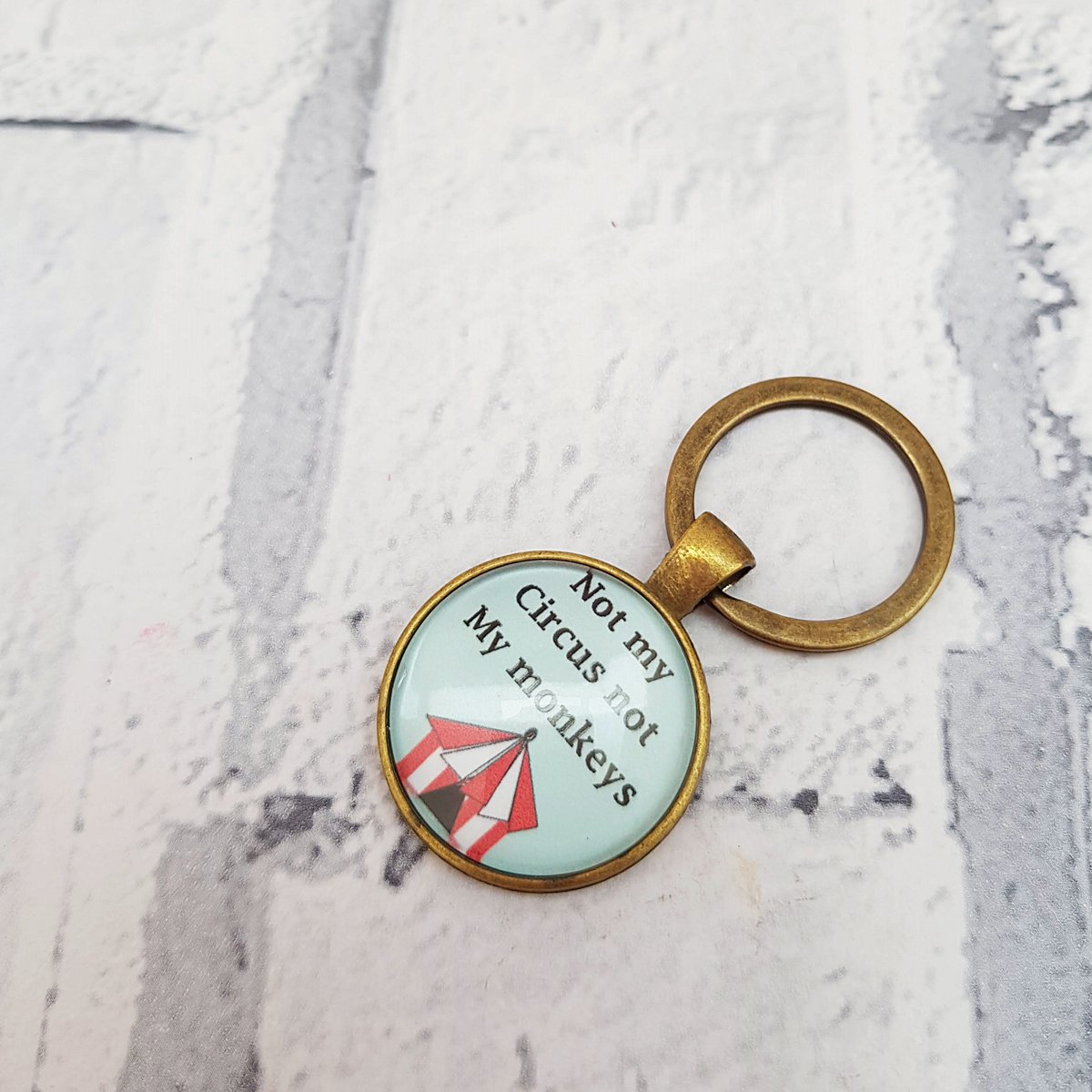martisanne's tweet photo. Not my circus not my monkeys keychain, breakup gift, divorce, funny keyring, funny circus quote, adult humour, novelty key fob , mature, Q2 https://t.co/BOHfK89FKO #TMTinsta #EtsyTeamUnity #BreakupGift https://t.co/dZ2bkPcanH