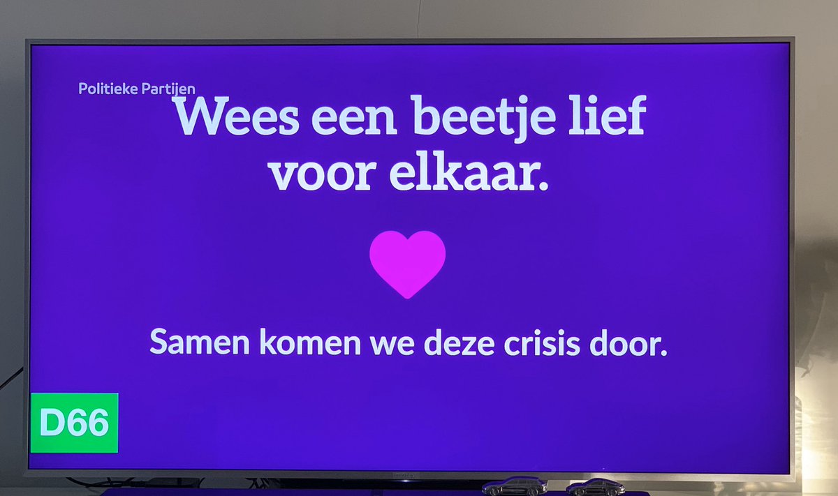 DutchChiro's tweet image. Briljant idee @D66 
Wellicht waren er pakkender beelden beschikbaar om de tijd mee te vullen.  Zo maar een idee.