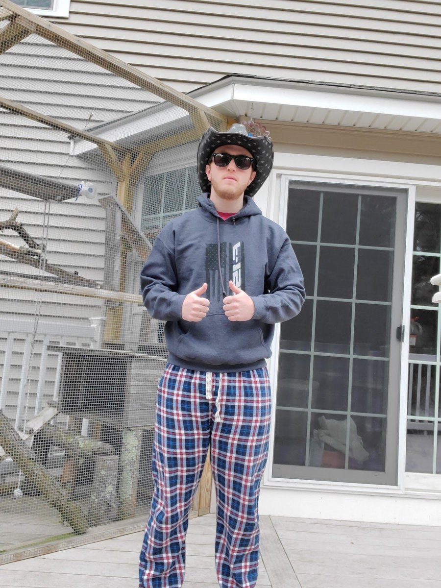 VMuschiano's tweet photo. A few pre-Calc outdoor submissions #oakerspirit https://t.co/w5LQSryTDO
