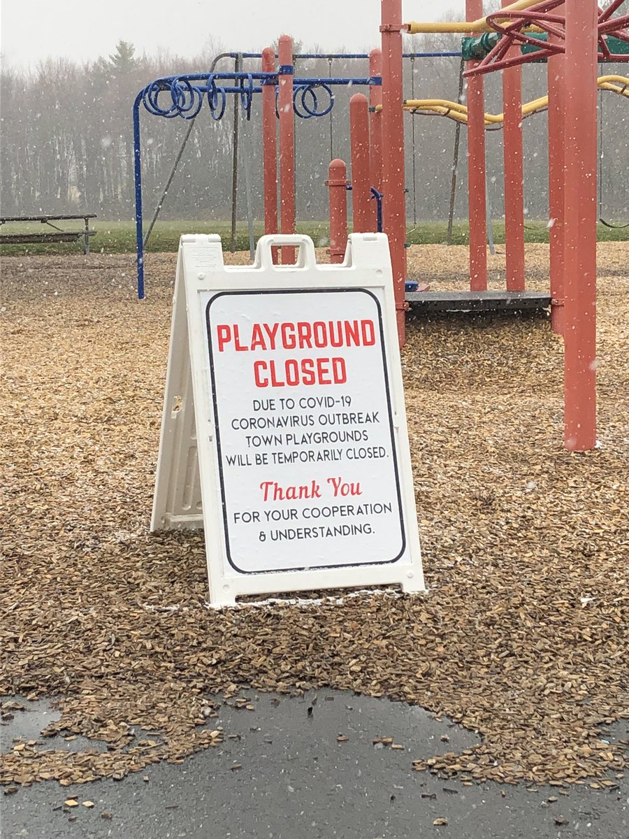 SuffieldPolice's tweet image. After several reports over the weekend of groups congregating on local school basketball courts and soccer fields we would like to remind you to #StaySafeStayHome